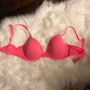 Women's Pink Lace Bra